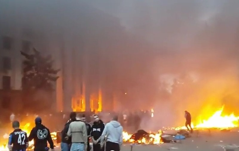UCRAINA îşi PLÂNGE MORŢII! DOLIU NAŢIONAL pentru VICTIMELE de la ODESA!