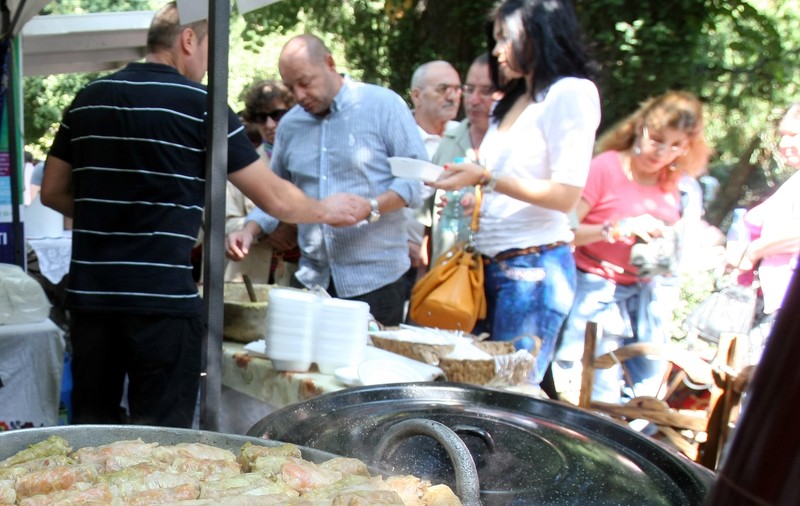 Zilele Bucureştiului, la 557 de ani de atestare documentară: ”Grădină Culinară”, ”Bătaie cu flori”… lume, lume!