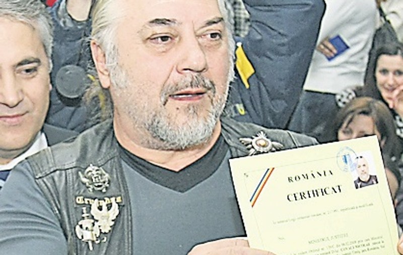 Nicu Covaci a jurat că este român