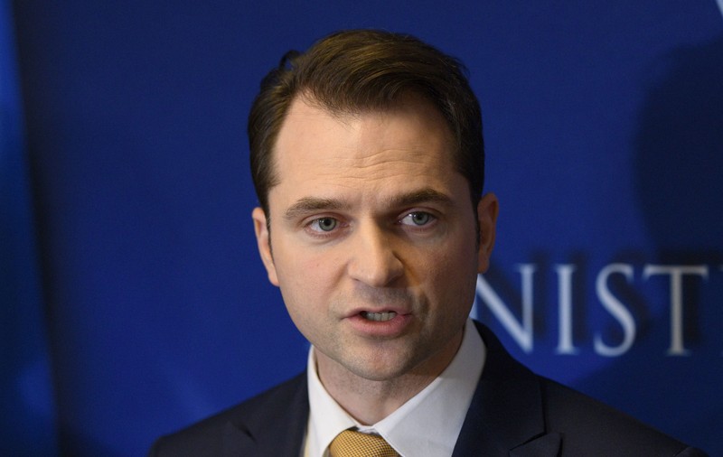 Sebastian Burduja vrea la Primăria Capitalei: I-am spus lui Nicuşor Dan, vrei să o baţi pe Firea? Mai întâi mă bați pe mine