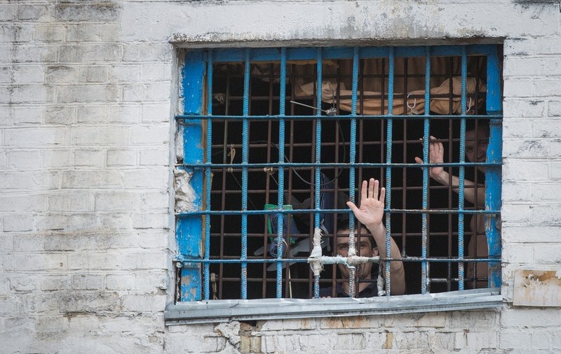 Cum ajută deținuții din închisorile ucrainene în războiul cu Rusia. „Cine nu poate fi grațiat pentru a merge pe front intră în armata cibernetică”