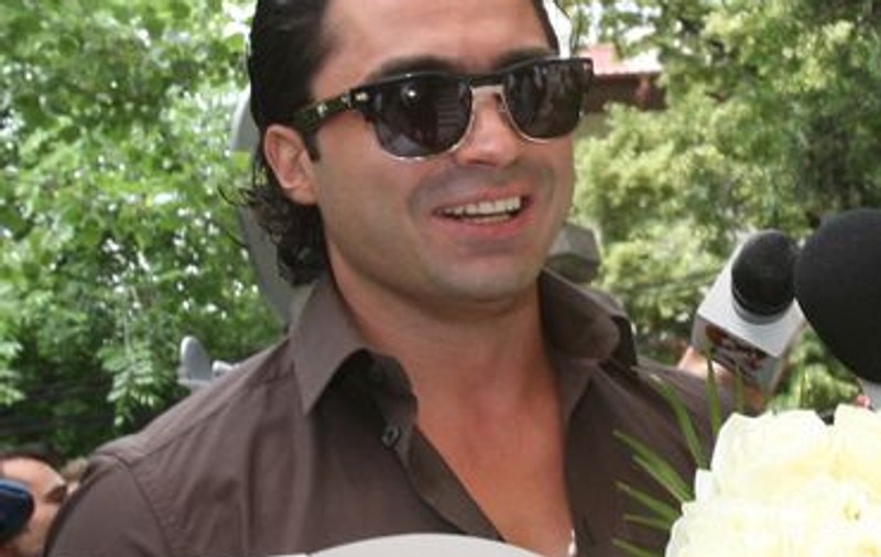 Pepe: "O să-mi scot iubita cu mască în oraş"