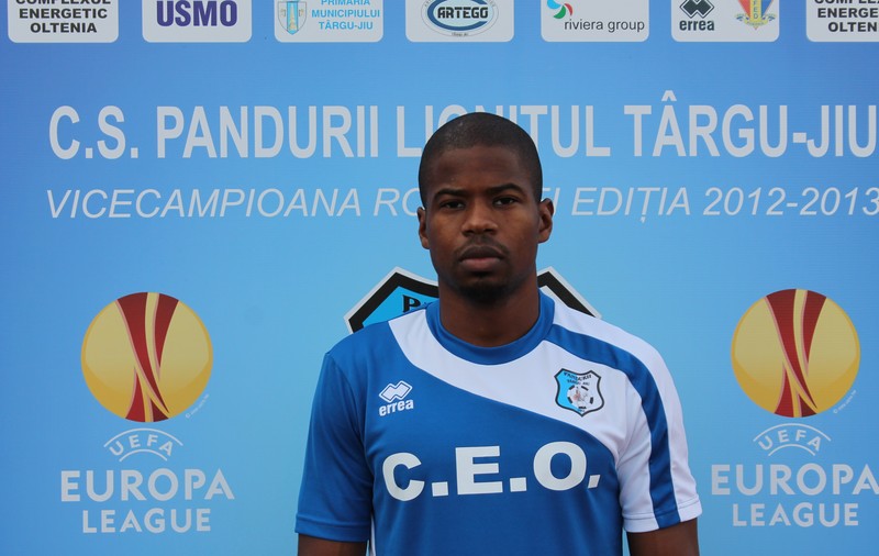 S-a făcut! Breeveld e al Stelei. Luni urmează un nou transfer