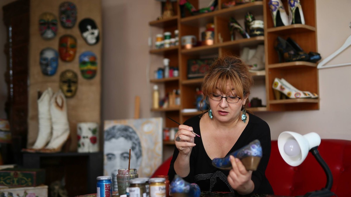 Viorica Șerbănoiu a renunțat la o carieră în publicitate ca să picteze
