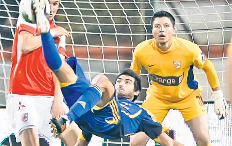Golgheterul Petrolului, tunisianul Hamza Younes, se gândeşte serios la naturalizare