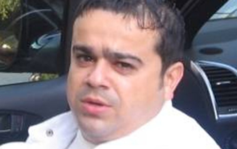 ADRIAN MINUNE pune în PERICOL viața FIULUI SĂU și încalcă REGULILE DE CIRCULAȚIE! Uite ce a făcut! FOTO