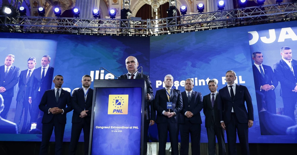 Echipa conducerii PNL cu Ilie Bolojan președinte FOTO Vlad Chirea