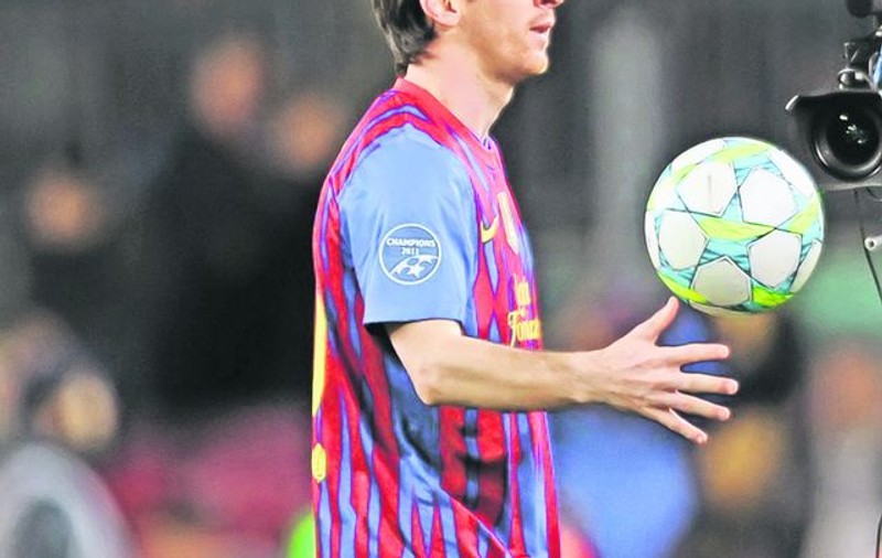 Argentinianul Lionel Messi a fost monumental : 5 goluri în BarÇa - Leverkusen 7-1, prima «cvintuplă» a unui fotbalist din istoria competiţiei