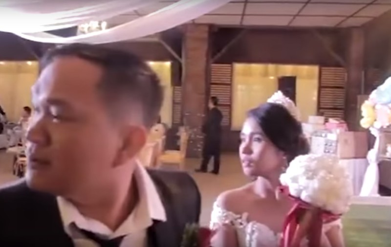 VIDEO| Momentul terifiant în care nunta unui cuplu este întreruptă de taifunul Mangkhut în Filipine