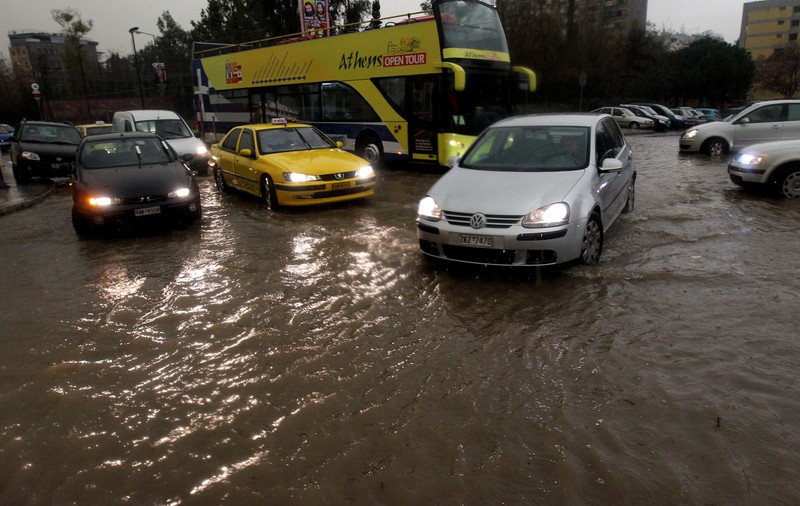 VIDEO | MAE, avertizare de călătorie în Grecia, după ce meteorologii au emis ”cod roșu” de vreme extremă