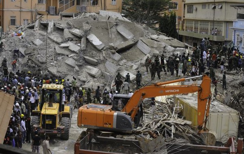 O clădire cu 15 etaje s-a prăbuşit în Dar es Salaam | FOTO & VIDEO