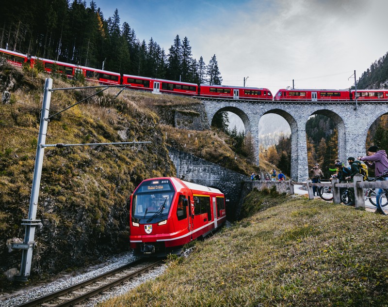 Imagini cu cel mai lung tren din lume, care a circulat în Elveția. Judecător Cartea Recordurilor: „Cu adevărat gigantic”