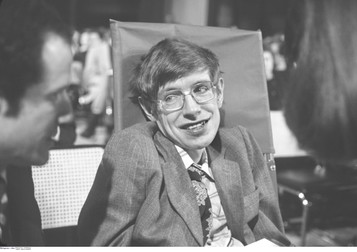 Cine a fost Stephen Hawking
