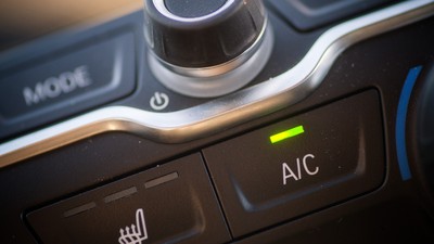 buton-aer conditionat-masina