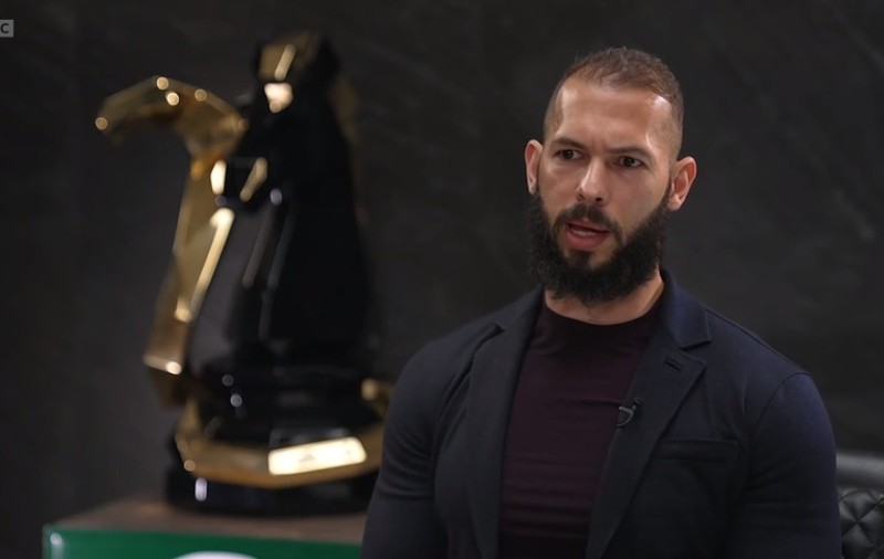 Andrew Tate, interviu pentru BBC din arestul la domiciliu: "Acționez sub îndrumarea lui Dumnezeu"