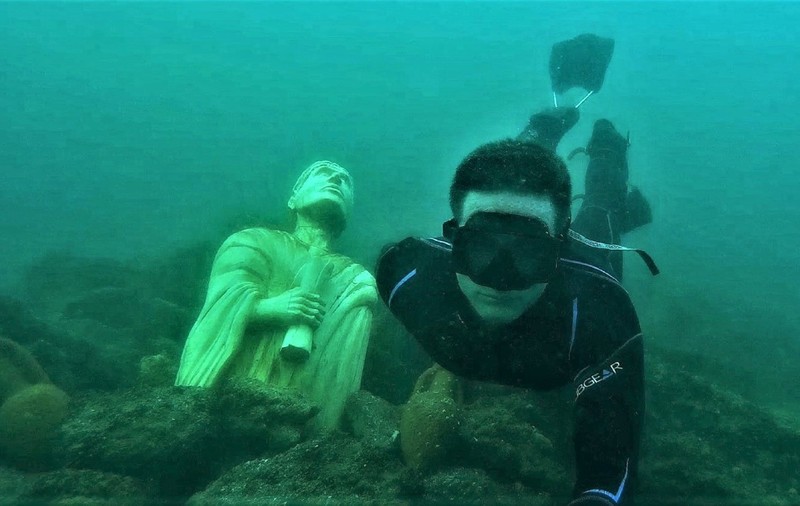 Un muzeu subacvatic va fi realizat la Constanța. Statuia poetului Ovidius, prima scufundată în Marea Neagră / VIDEO