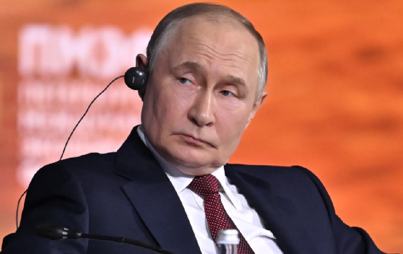 Aplicația lui Putin care acționează ca un spion de buzunar: cum funcționează și ce date colectează