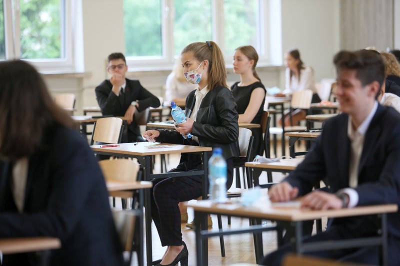 O lecție obligatorie pentru elevi va fi cea a distanțării sociale | Foto: EPA