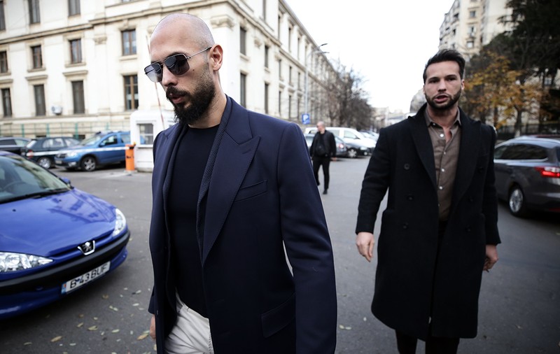 Curtea de Apel București a respins solicitarea fraților Tate de a părăsi România. Ei invocau că mama lor este bolnavă