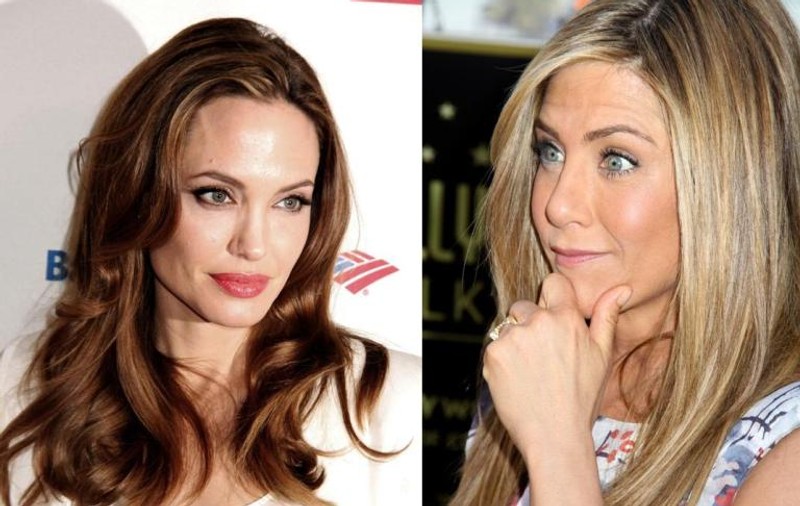 Angelina Jolie încă îi poartă pică lui fostei soţii a lui Brad Pitt: "Jennifer Aniston E JALNICĂ"