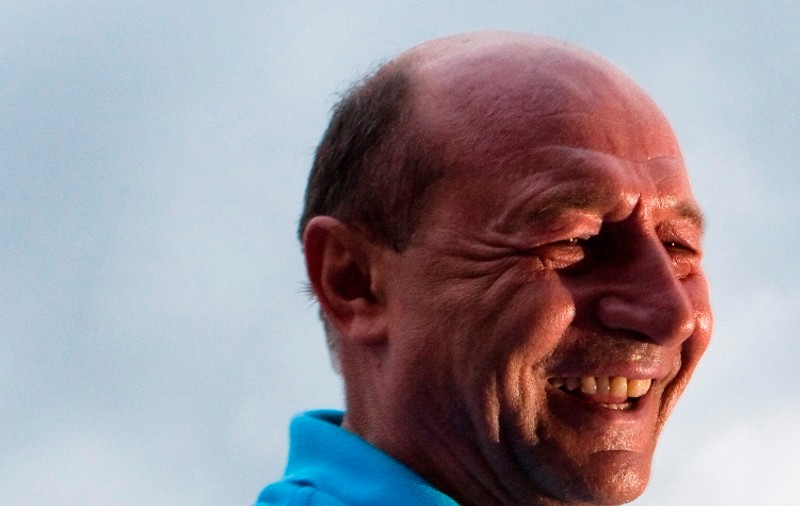 RITUALUL MISTIC al lui BĂSESCU. Ce face preşedintele suspendat în fiecare zi. Plus un DETALIU FABULOS