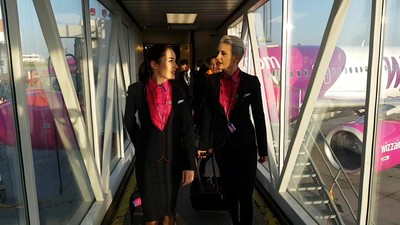 Ce fac stewardesele după ce coboară din avion