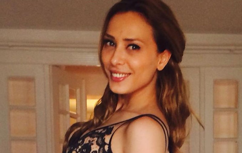 Iulia Vântur SE DESTĂINUIE: face EFORTURI SUPRAOMENEŞTI să arate PERFECT