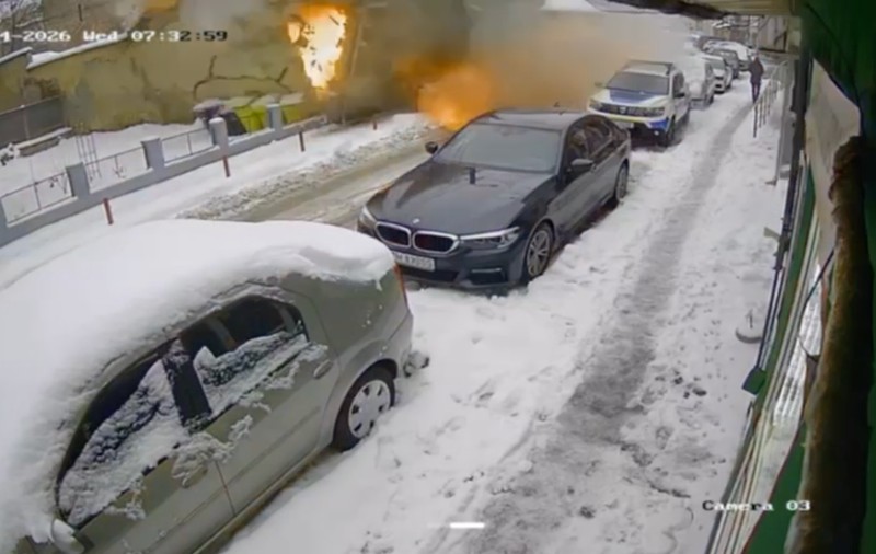 Filmul exploziei de la Poliția Lugoj. O cameră de supraveghere a surprins momentul