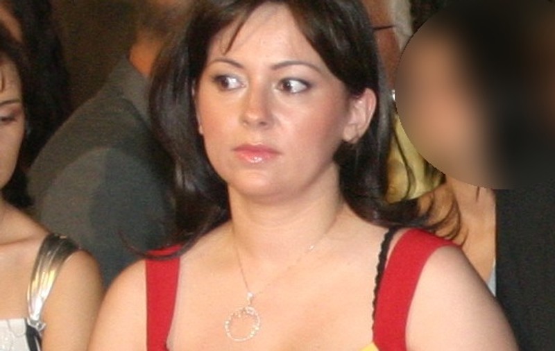 Cristina, soţia lui Huidu, are două coaste rupte şi glezna fracturată, în urma accidentului