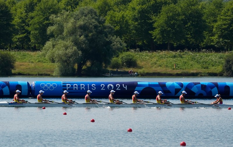 Barca de 8 rame cu cârmaci a României s-a calificat în finala olimpică feminină cu cel mai bun timp și e mare favorită la medaliile de aur