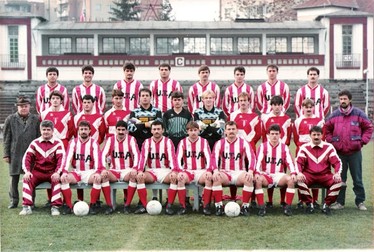 La UTA, în 1993, al patrulea din dreapta, rândul de sus