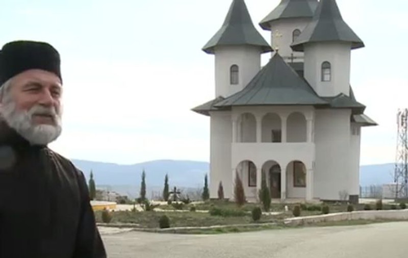 Se întâmplă în Vaslui. Un preot a scos sfinţii la vânzare