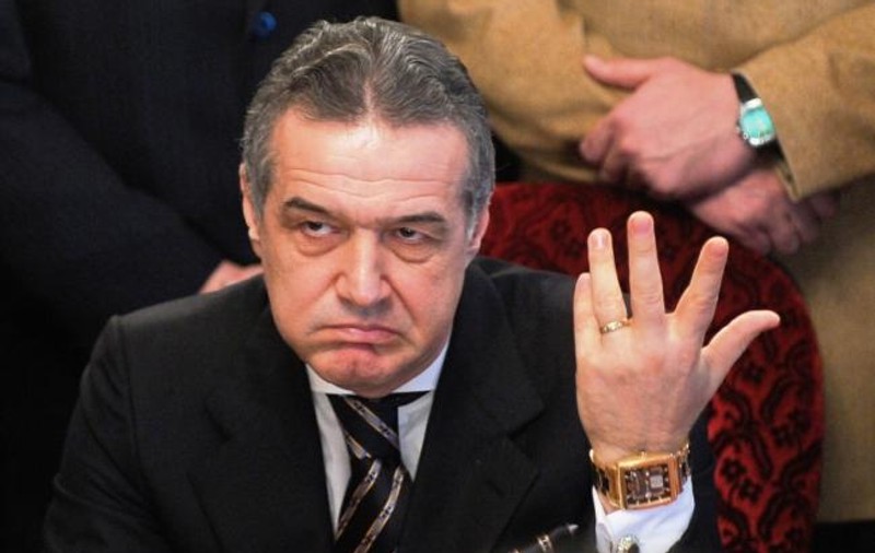 Steaua - Dinamo 1-1. Becali, criticat pentru că a interzis coregrafia ”câinilor”: ”Răzbunarea e arma prostului!”