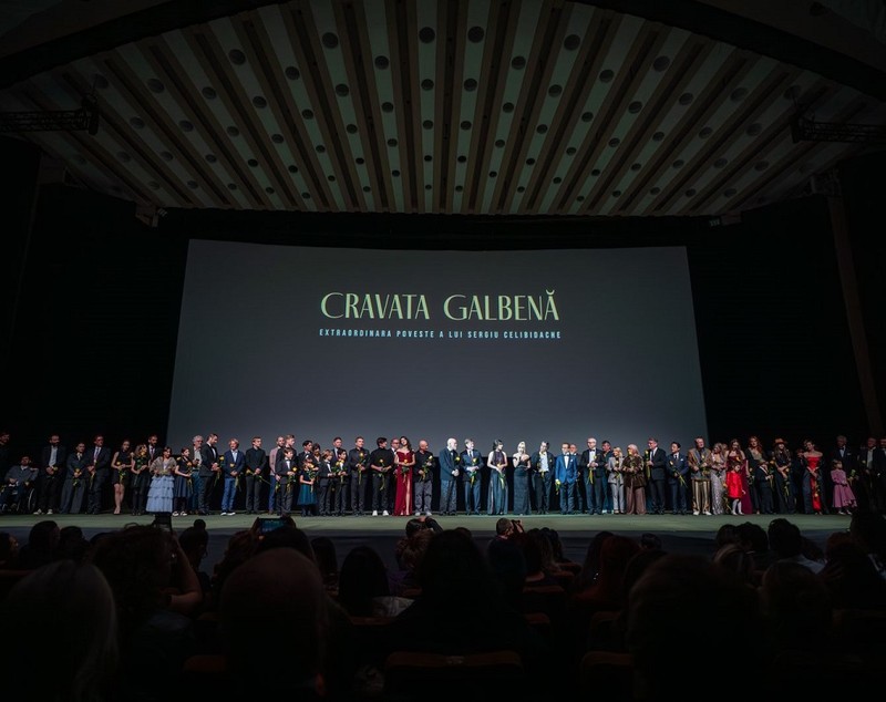 Tim Burton, invitat special la premiera filmului „Cravata Galbenă”. Declarațiile regizorului: „Voi avea mereu o legătură romantică cu România”