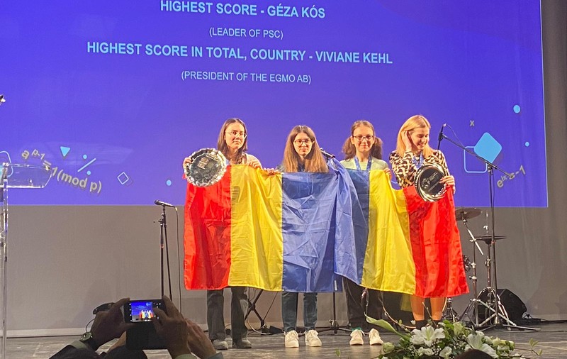 Medaliată la Olimpiada Europeană de Matematică pentru Fete: „Nu m-am simțit niciodată copleșită de numărul de băieți”