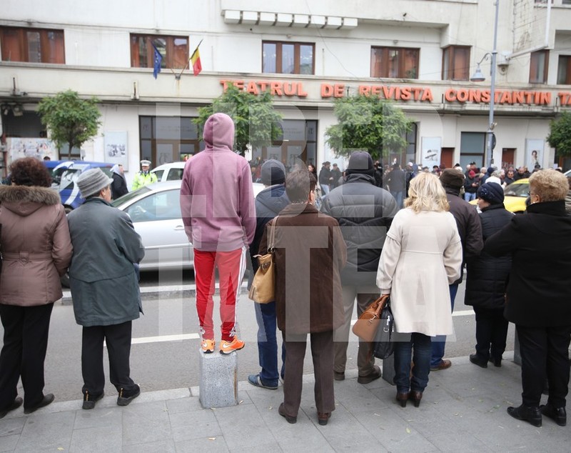 UPDATE. Când va fi înmormântată actrița Stela Popescu. Vineri, trupul său a fost depus la Teatrul de Revistă Constantin Tănase (FOTO&VIDEO)