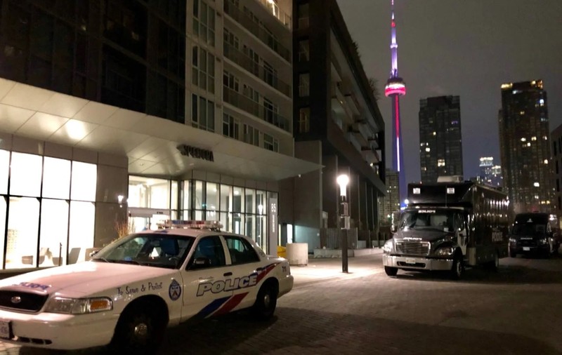 Trei morţi într-un atac armat în Canada într-un apartament închiriat pe Airbnb