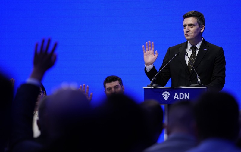Cătălin Ivan cere Guvernului să înfiinţeze un fond de solidaritate forţată a politicienilor cu românii, prin tăierea tuturor subvenţiilor date partidelor