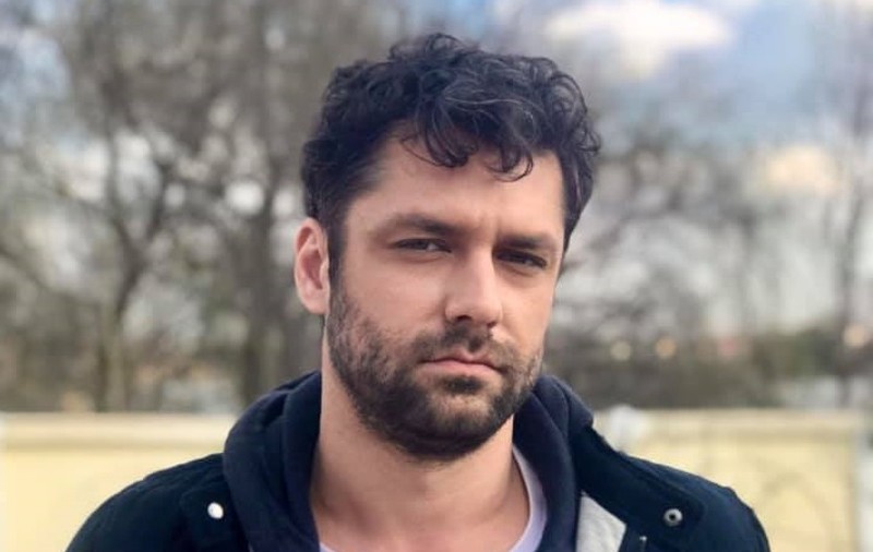 Detalii neștiute despre Alecsandru Dunaev, actorul din serialul „Adela”. „A trebuit să lupt enorm cu o concurență copleșitoare”