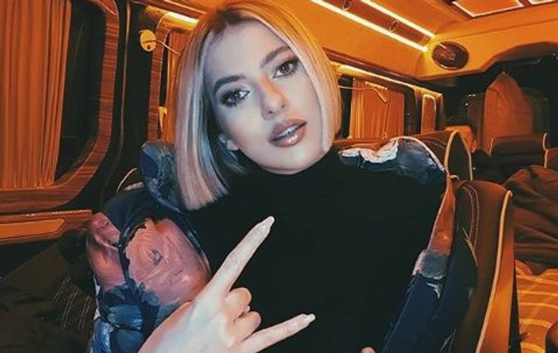 Lidia Buble, abia ieșită de la duș. Cum arată sută la sută naturală