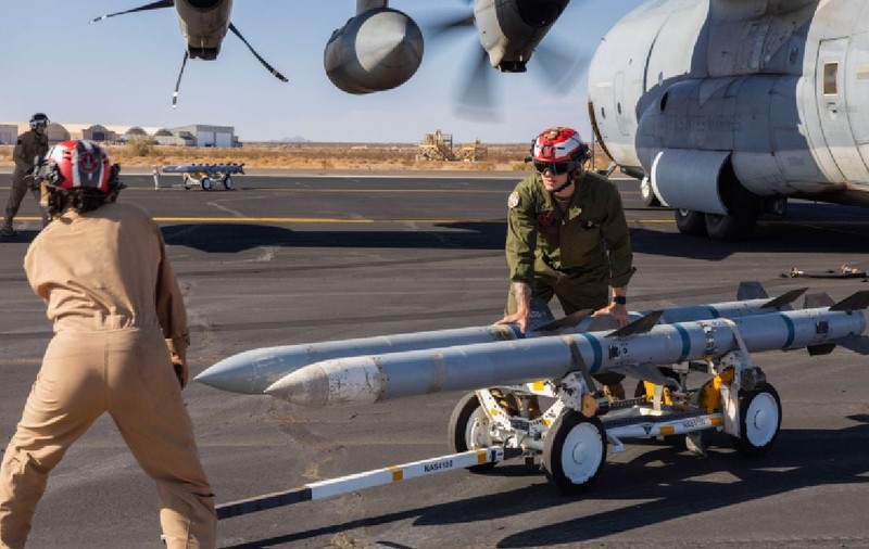 Arsenalul american, „topit” de rachetele trase în Iran. De ce sunt chemați la Casa Albă șefii marilor fabrici de armament