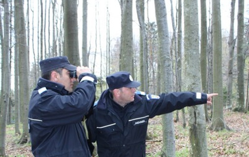 Jandarmii de la Postul Văliug-Semenic, îngerii-păzitori ai munţilor şi ai pădurilor | FOTO