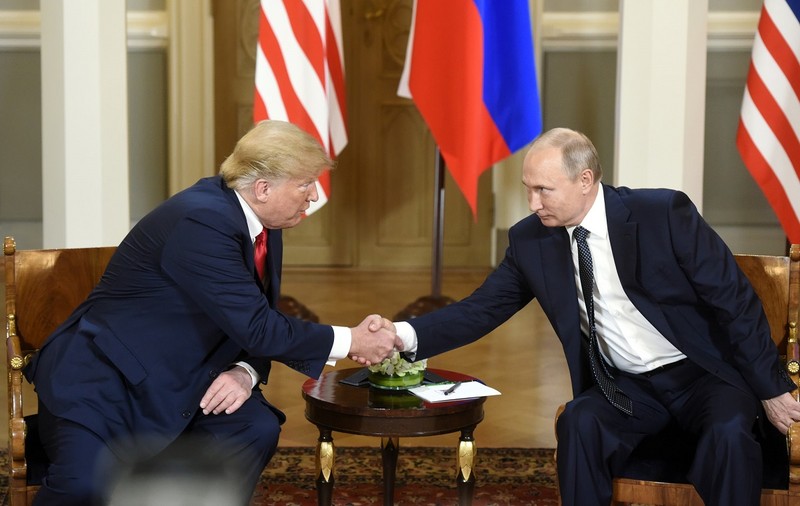 Putin nu îl va contacta pe Donald Trump, după tentativa de asasinat. Kremlinul a vorbit despre protecția președintelui rus