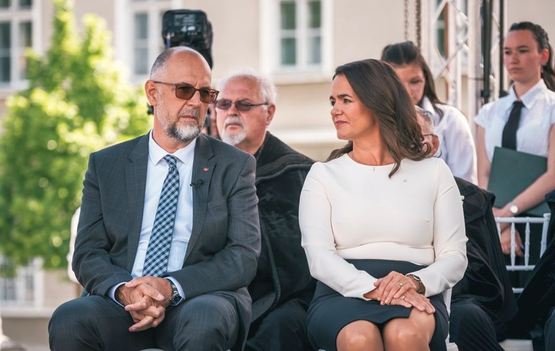 Kelemen Hunor, o nouă întâlnire cu președinta Ungariei, la Alba Iulia: „Alţii dărâmă statui şi creează conflicte, noi ridicăm statui”