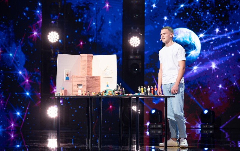 „Românii au talent”, 5 aprilie. Un tânăr din Republica Moldova vrea să surprindă cu ceea ce face cu plastilina