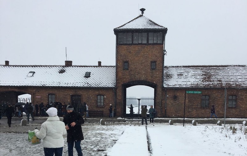 EXCLUSIV / De Ziua Națională a României, în lagărele de la Auschwitz. Peste 100 de români au marcat într-un mod inedit minivacanța de 1 Decembrie