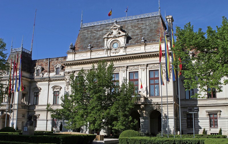 Percheziții DNA la Primăria Iași. Ce cercetează procurorii
