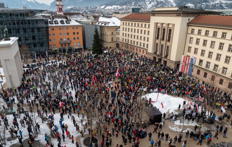 Austria a încheiat restricțiile de lockdown pentru cei vaccinați, după un weekend marcat de proteste