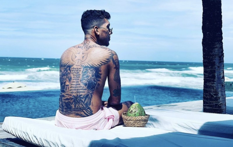 Roberto Firmino și-a tatuat Liga Campionilor pe tot spatele