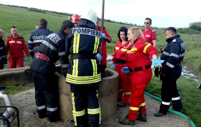 Copilul de 7 ani, căzut într-o fântână din Sălaj, s-a stins din viață